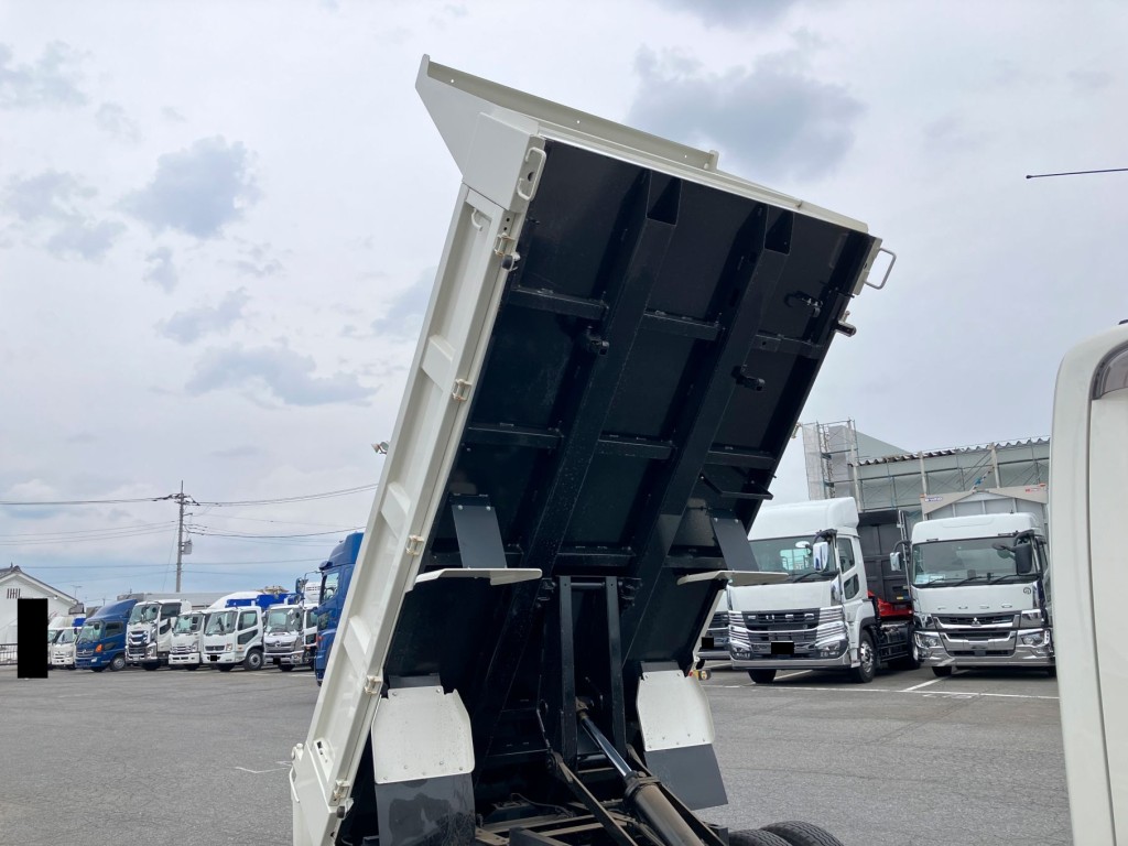 日野 デュトロ 2DG-XZU675T(4WD)の写真8