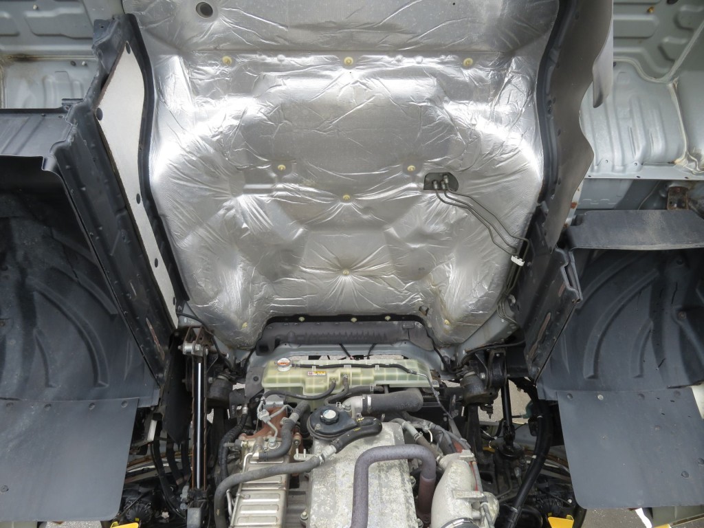 キャブ下面の状態です。|日野 プロフィア QPG-SS1EKDGの写真36
