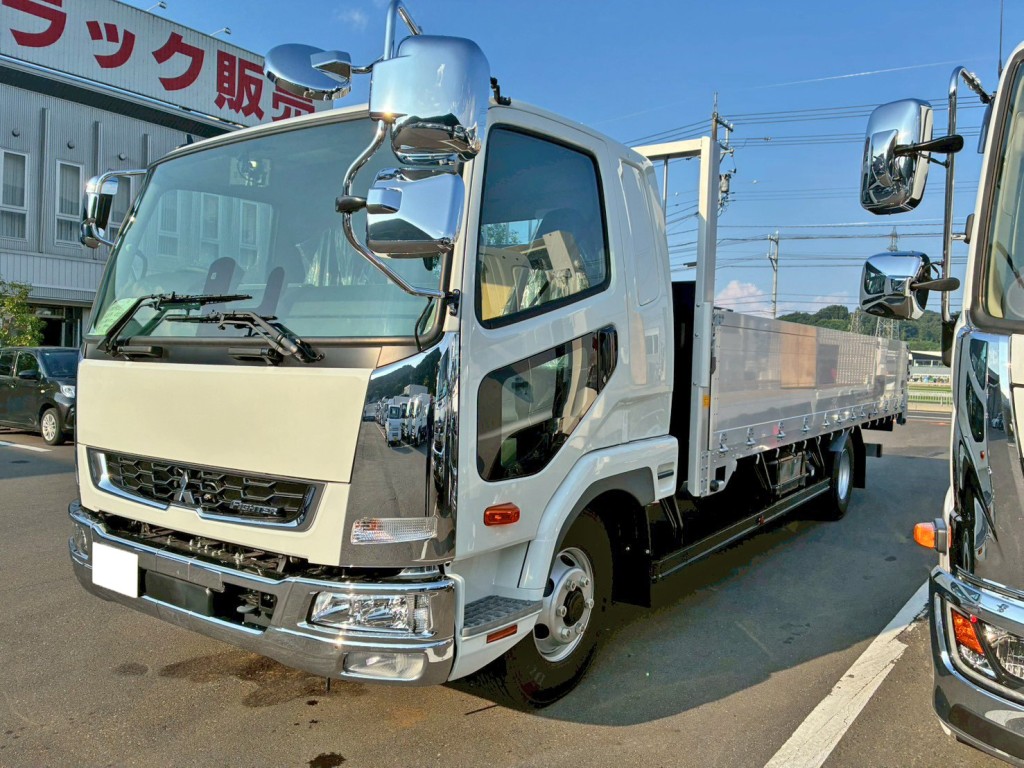 三菱 ファイター 2KG-FK65Fの写真1