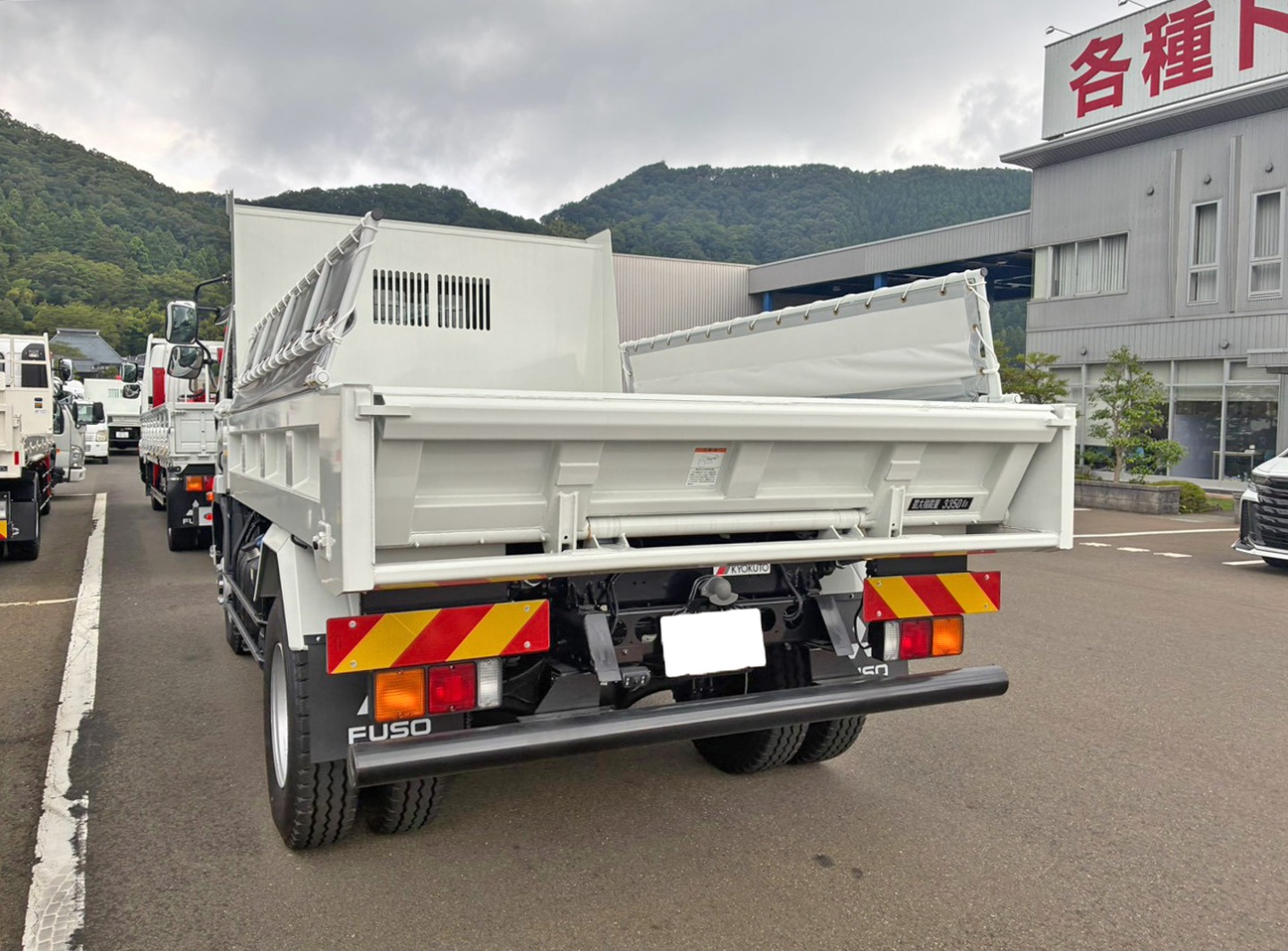 三菱 2KG-FK72F(2WD)の写真3