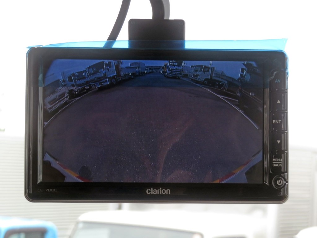 液晶バックモニター付きです。|日野 レンジャー 2KG-FE2ACAの写真31