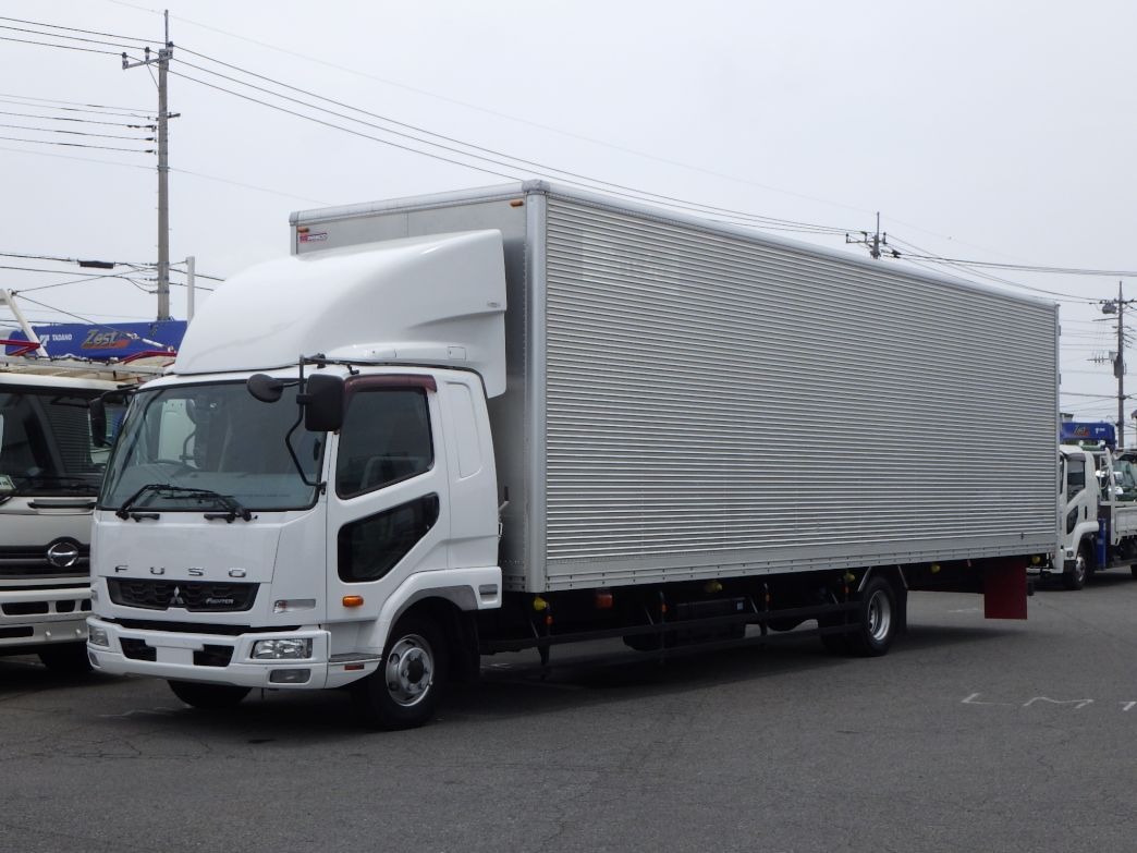 三菱 ファイター TKG-FK61F(2WD)の写真1