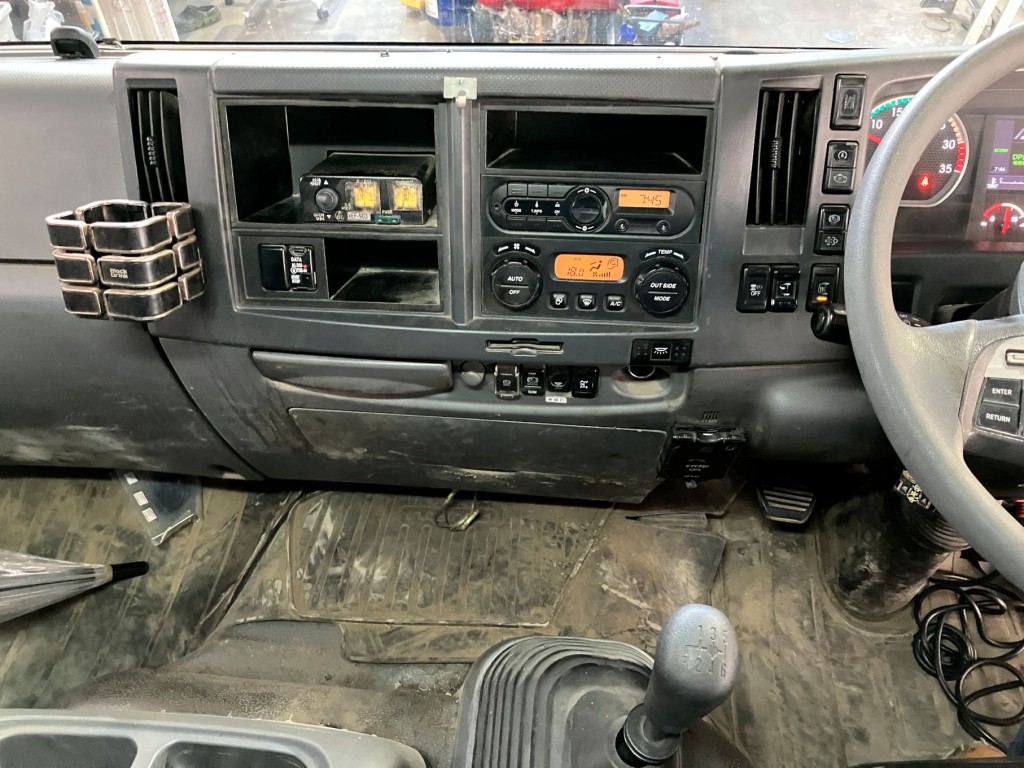 いすゞ フォワード 2RG-FTR90U2の写真15