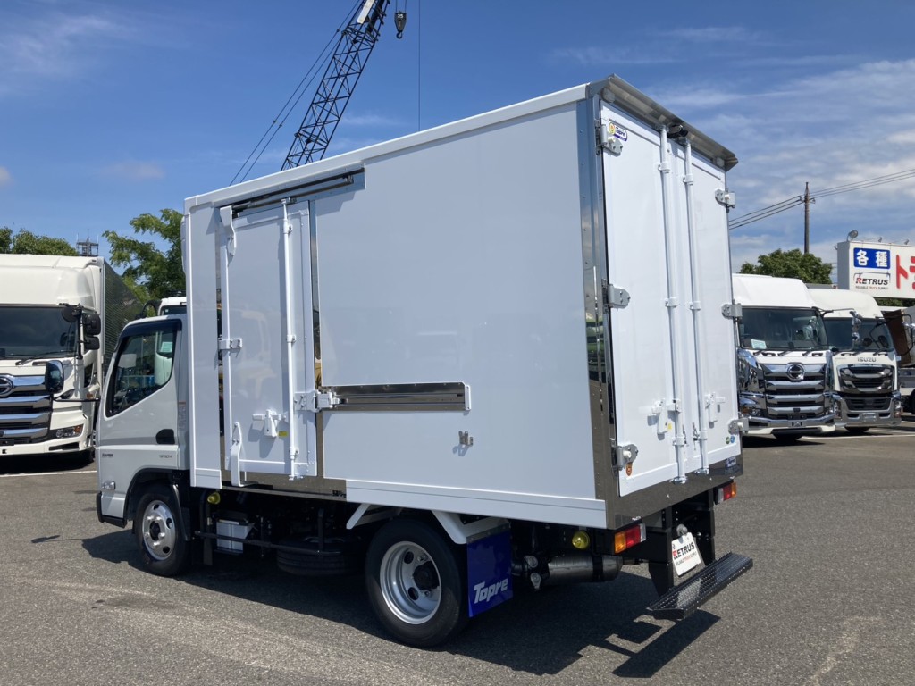 三菱 キャンター 2RG-FBAV0(4WD)の写真3