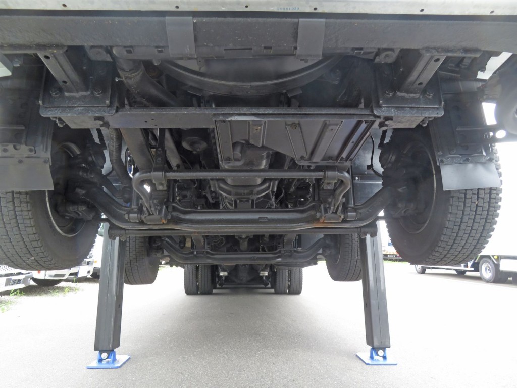 いすゞ ギガ 2PG-CYJ77Cの写真12