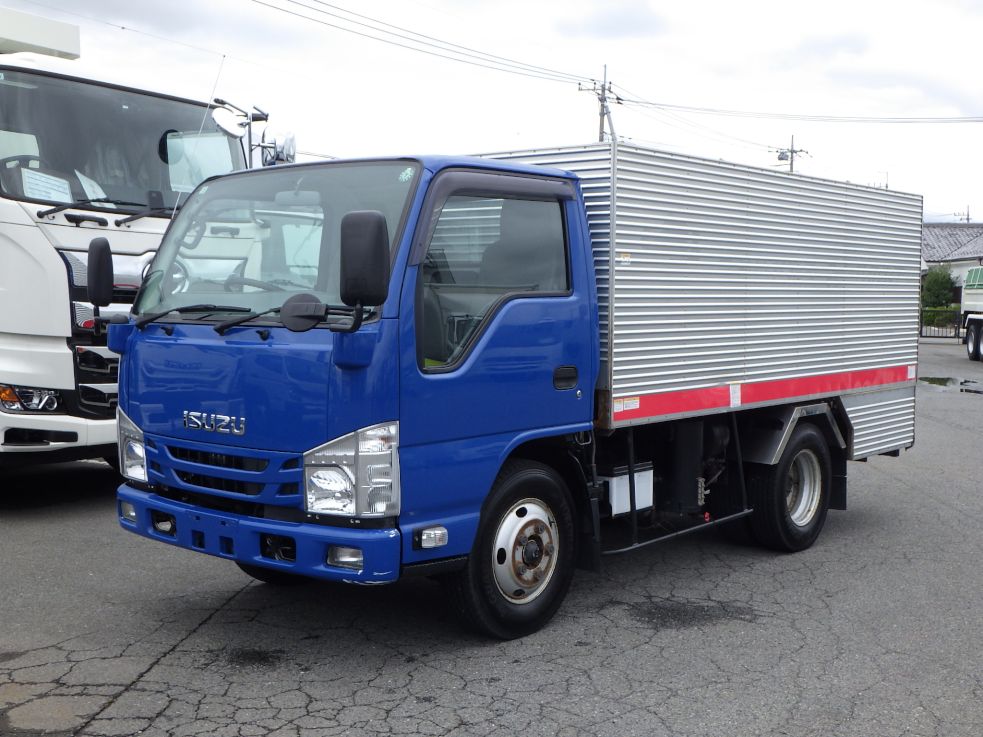 いすゞ エルフ TPG-NKR85AN(2WD)の写真1