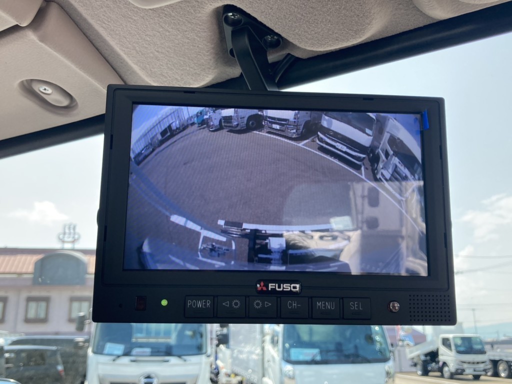 リアモニターです。|三菱 キャンター 2RG-FEAV0(2WD)の写真41