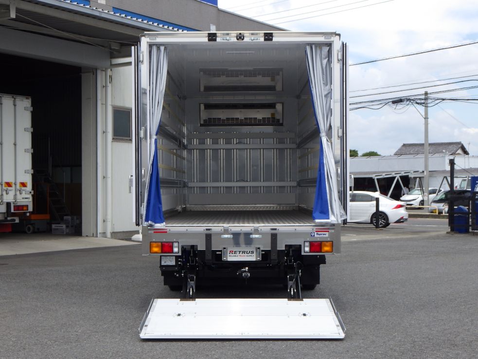 三菱 ファイター 2KG-FK65F(2WD)の写真9