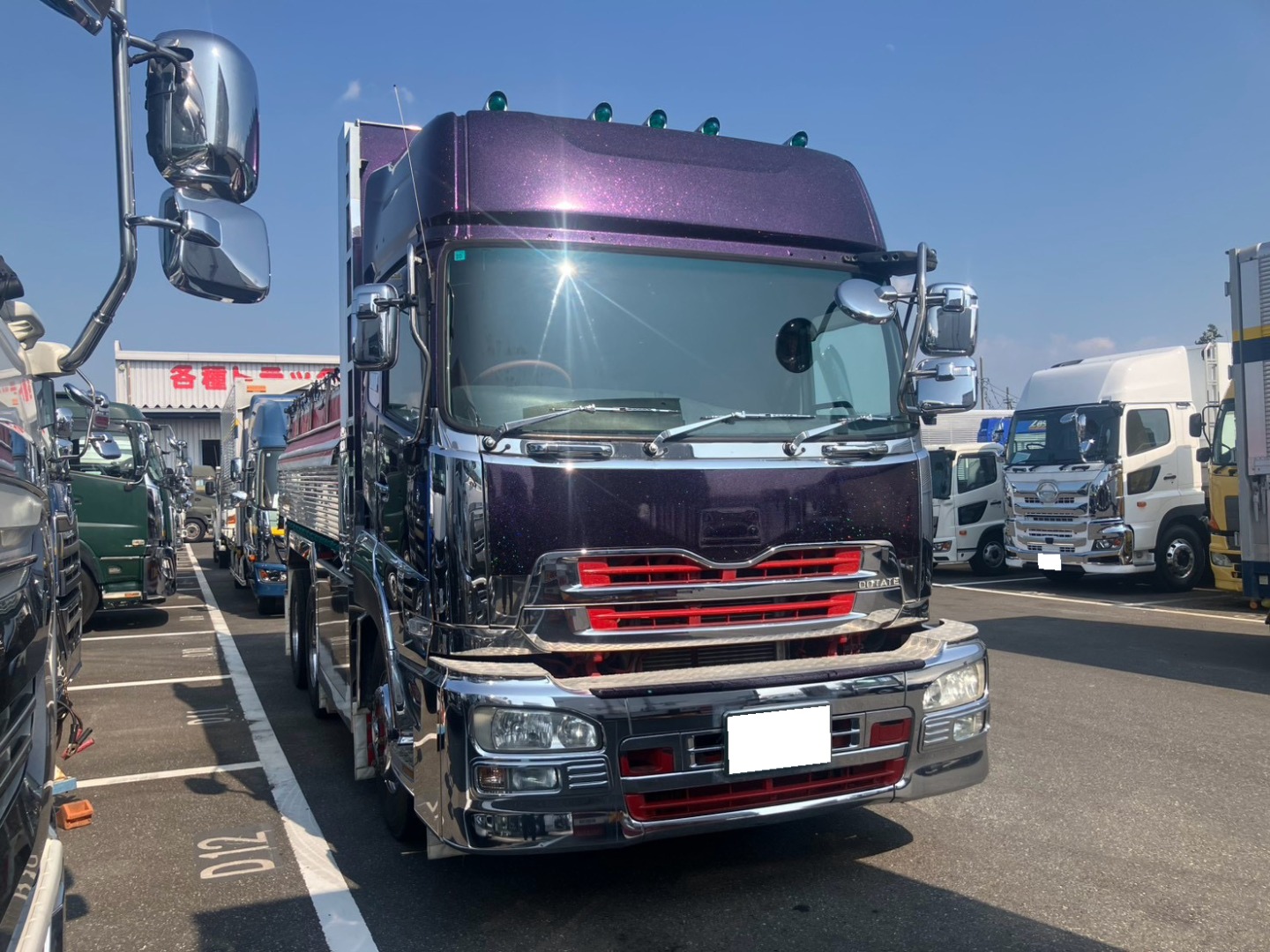 UDトラックス クオン QKG-CW5XLの写真2