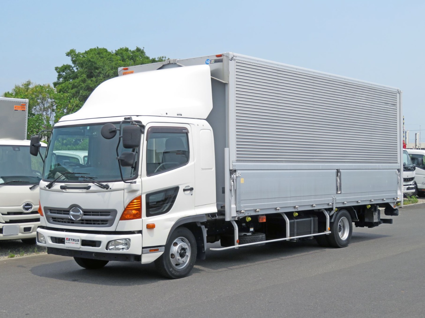 日野 レンジャー TKG-FD9JLAG(2WD)の写真1