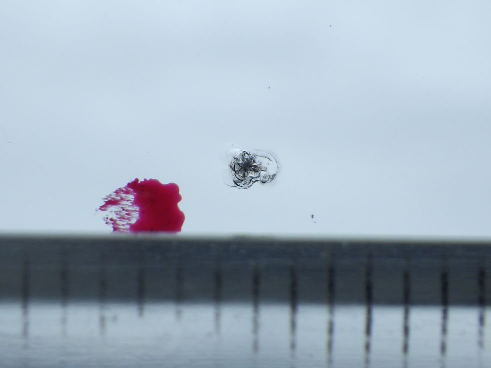 フロントガラスに飛び石キズがあります。|三菱 キャンター 2PG-FEAV0(2WD)の写真16