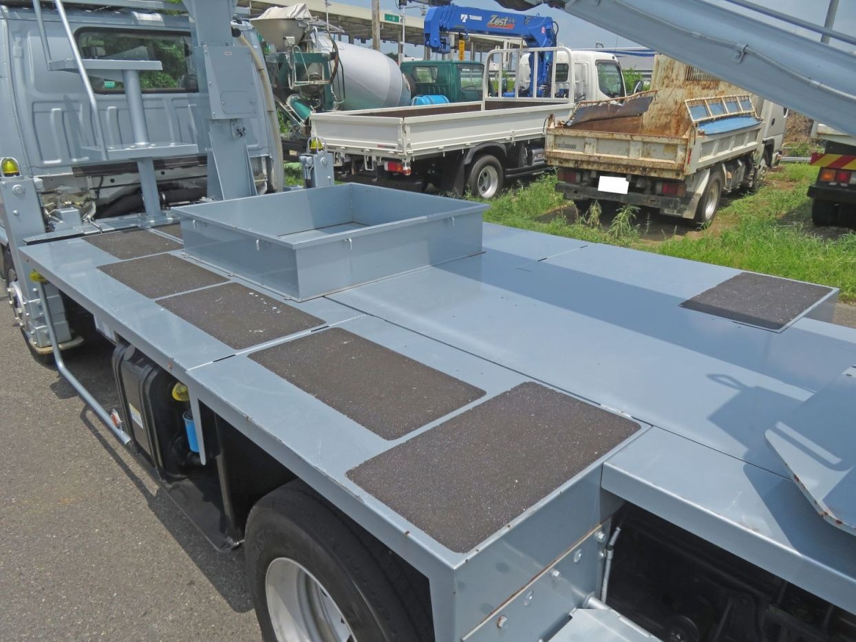 荷台上部の状態です。|いすゞ エルフ TPG-NKR85N(2WD)の写真7