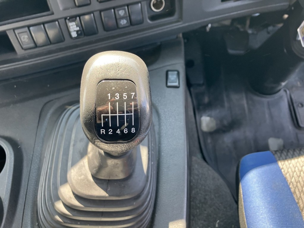 いすゞ ギガ QKG-EXD52BDの写真10
