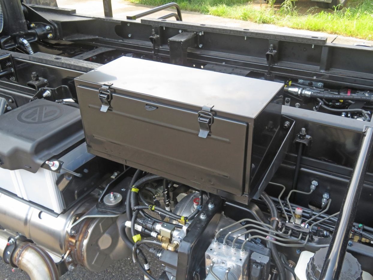 工具箱付きです。|日野 レンジャー 2PG-FD2ABA(2WD)の写真14