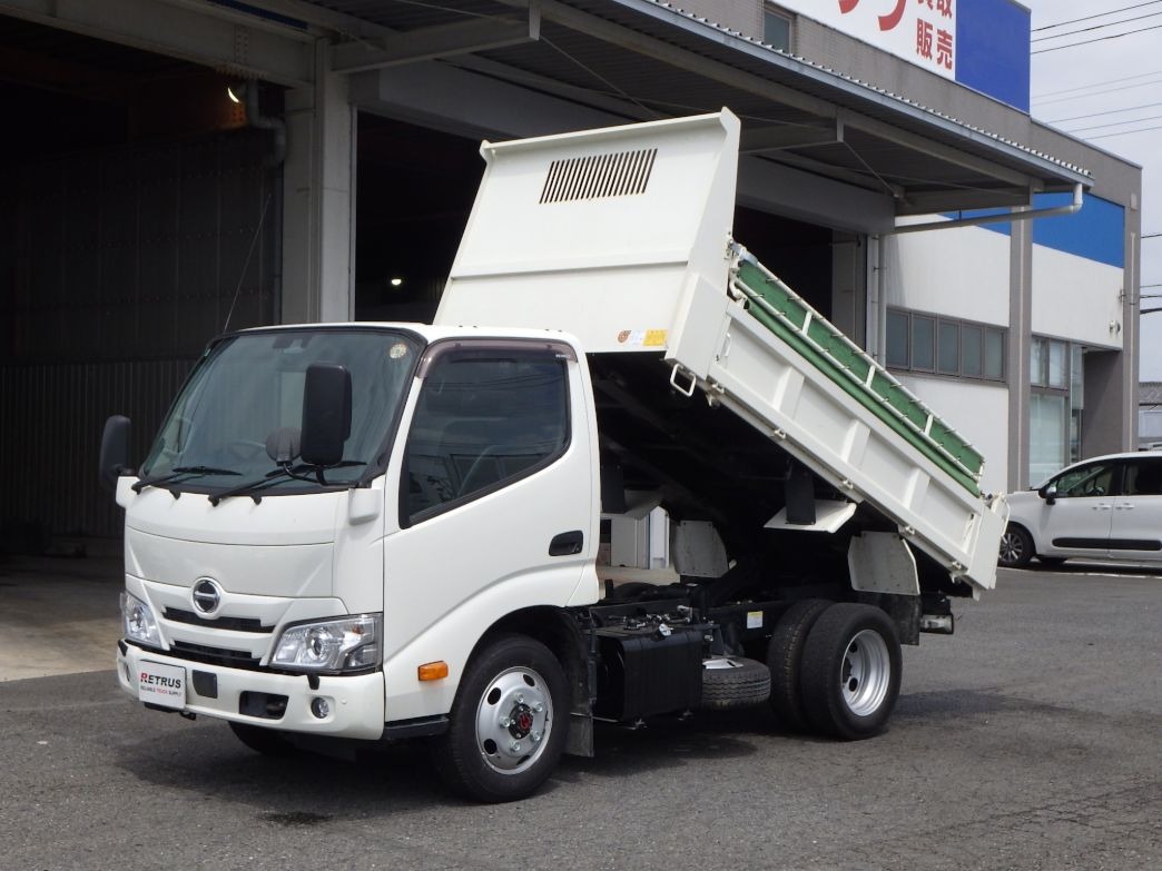 日野 デュトロ 2DG-XZU675T(4WD)の写真1