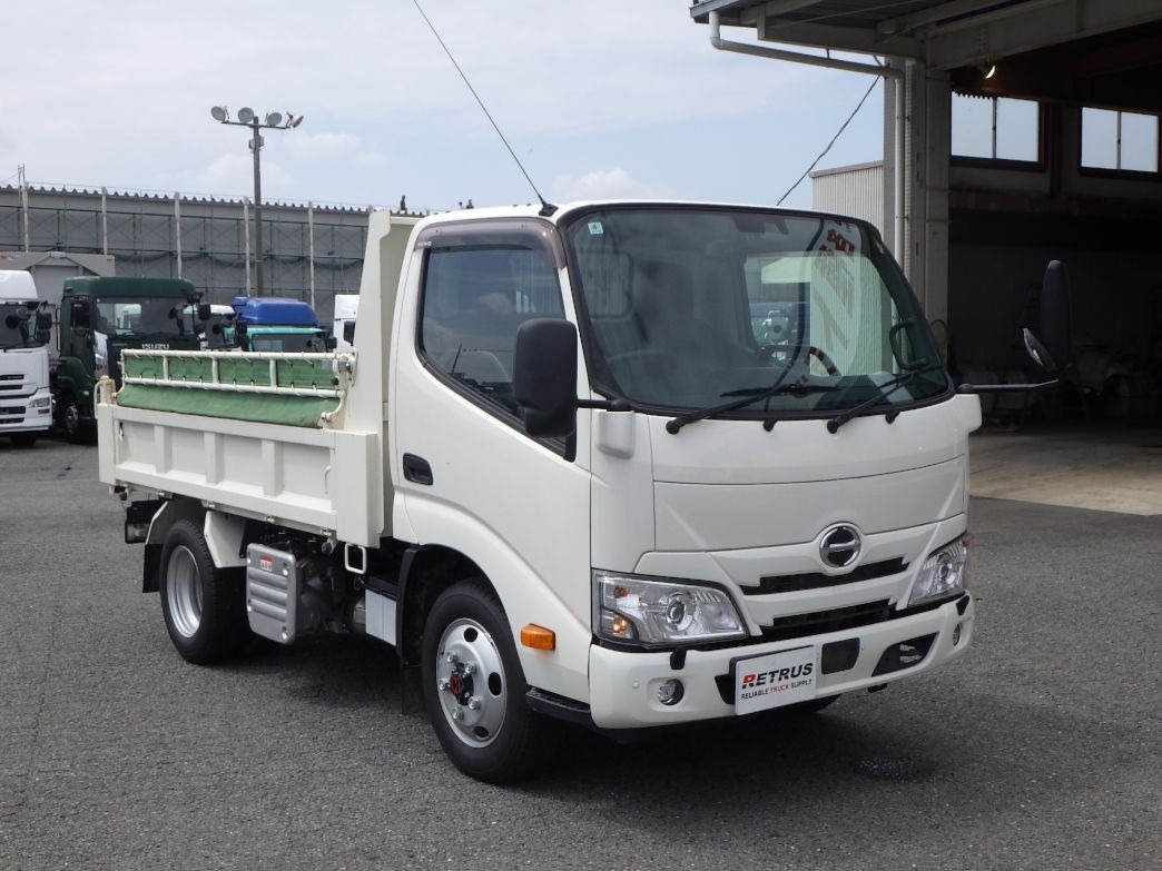 日野 デュトロ 2DG-XZU675T(4WD)の写真2