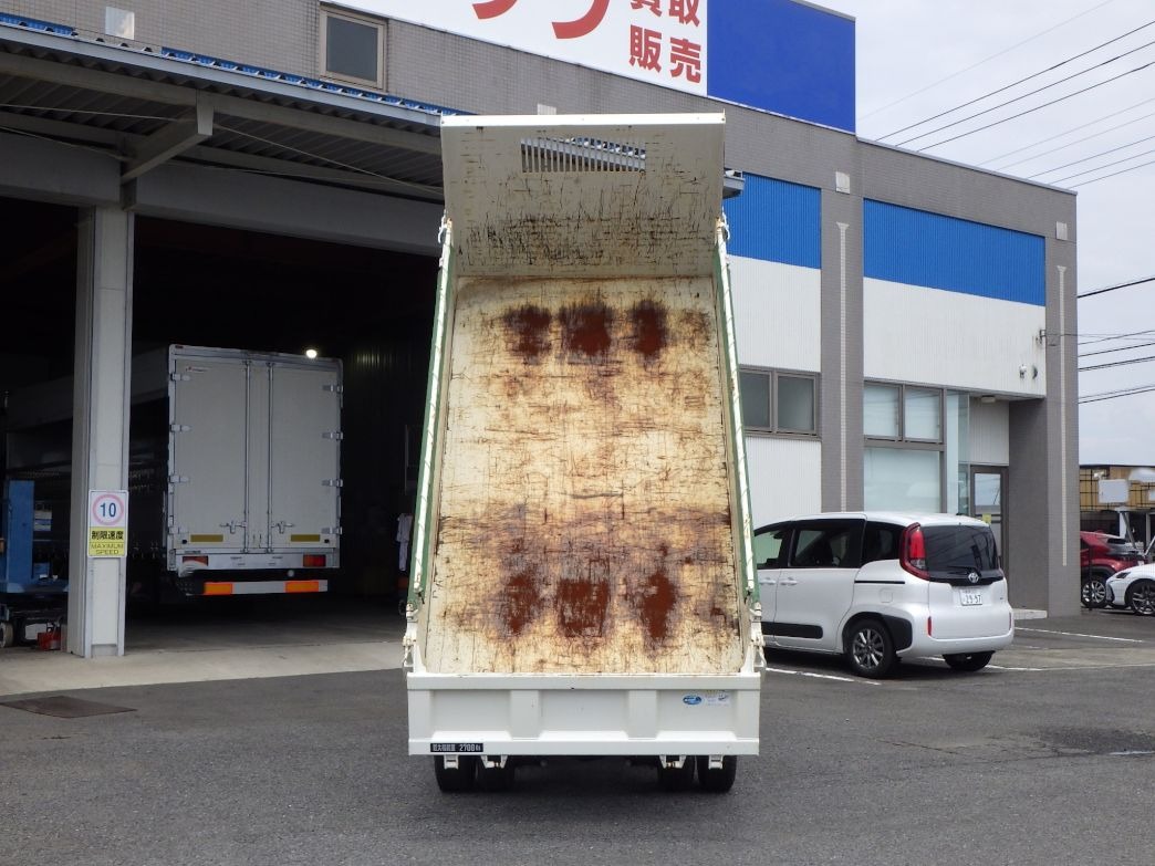 日野 デュトロ 2DG-XZU675T(4WD)の写真7