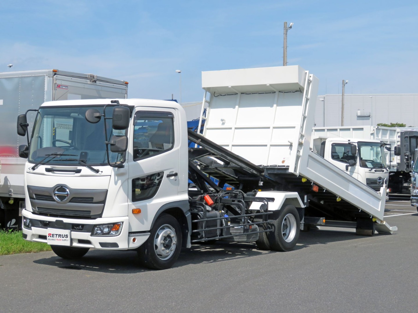 日野 レンジャー 2PG-FJ2ACAの写真1
