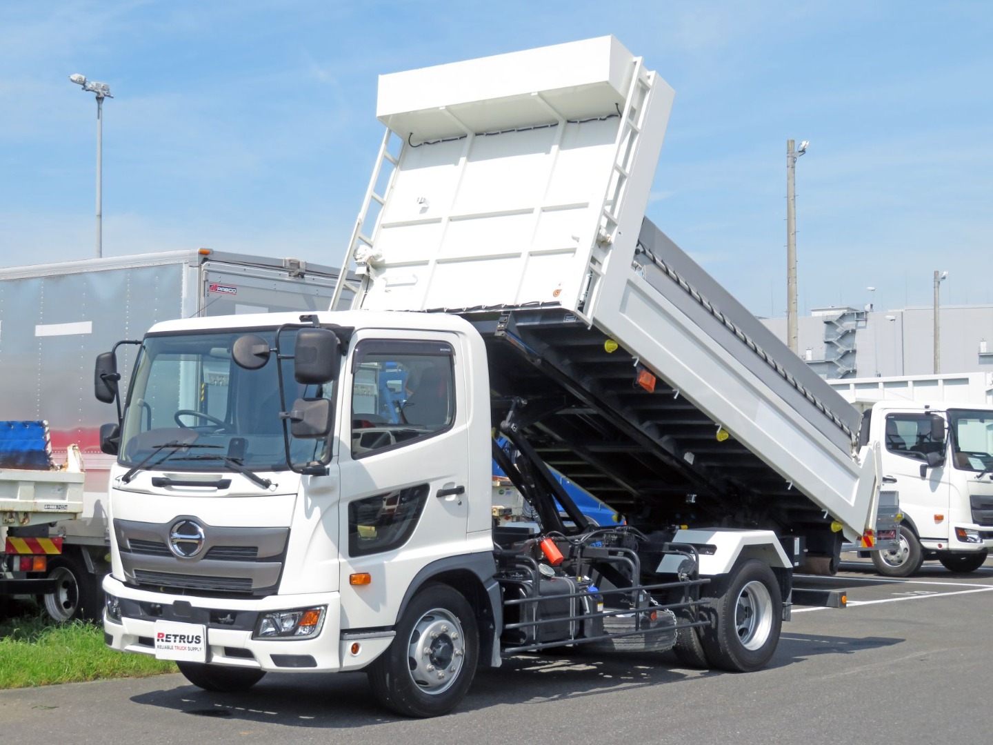 日野 レンジャー 2PG-FJ2ACAの写真2