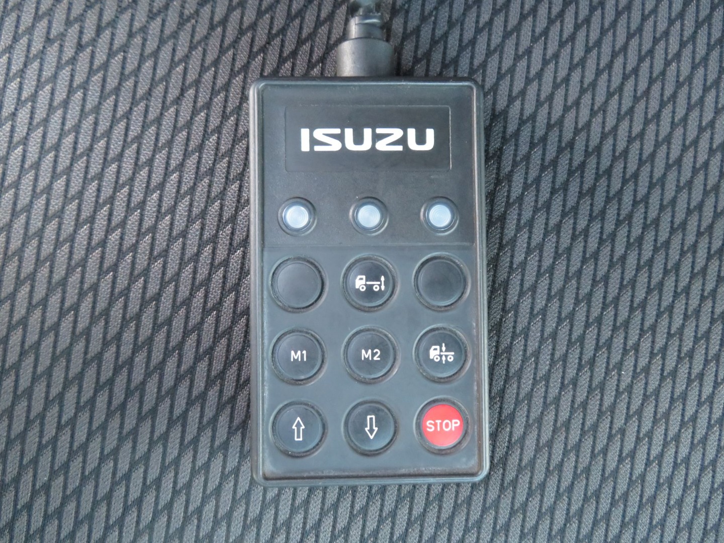 エアサスのコントローラーです。|いすゞ ギガ 2PG-CYJ77Cの写真24