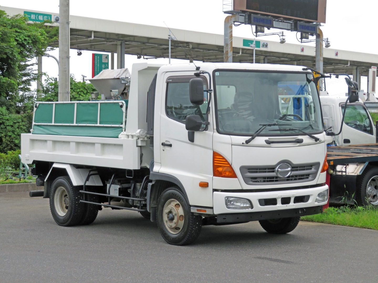 日野 レンジャー TKG-FC9JCAP(2WD)の写真2