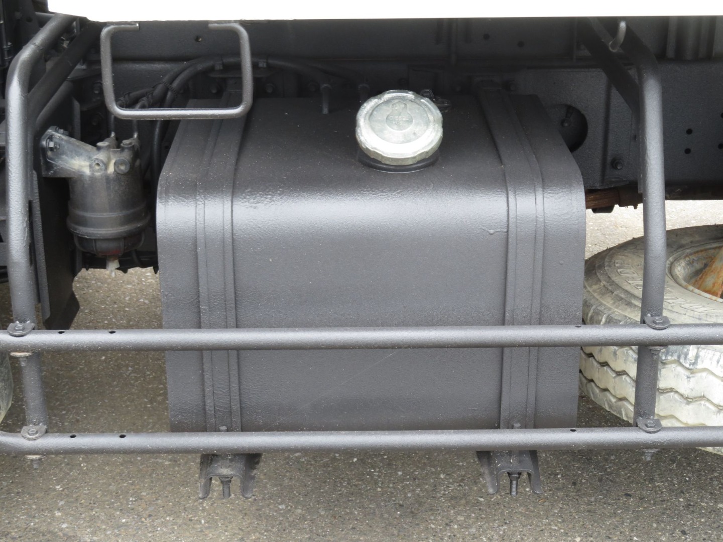 燃料タンクは100Lです。|日野 レンジャー TKG-FC9JCAP(2WD)の写真23