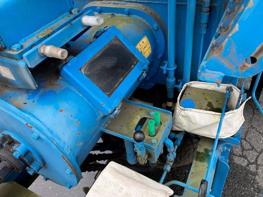 いすゞ フォワード LPG-FTR90S2の写真12