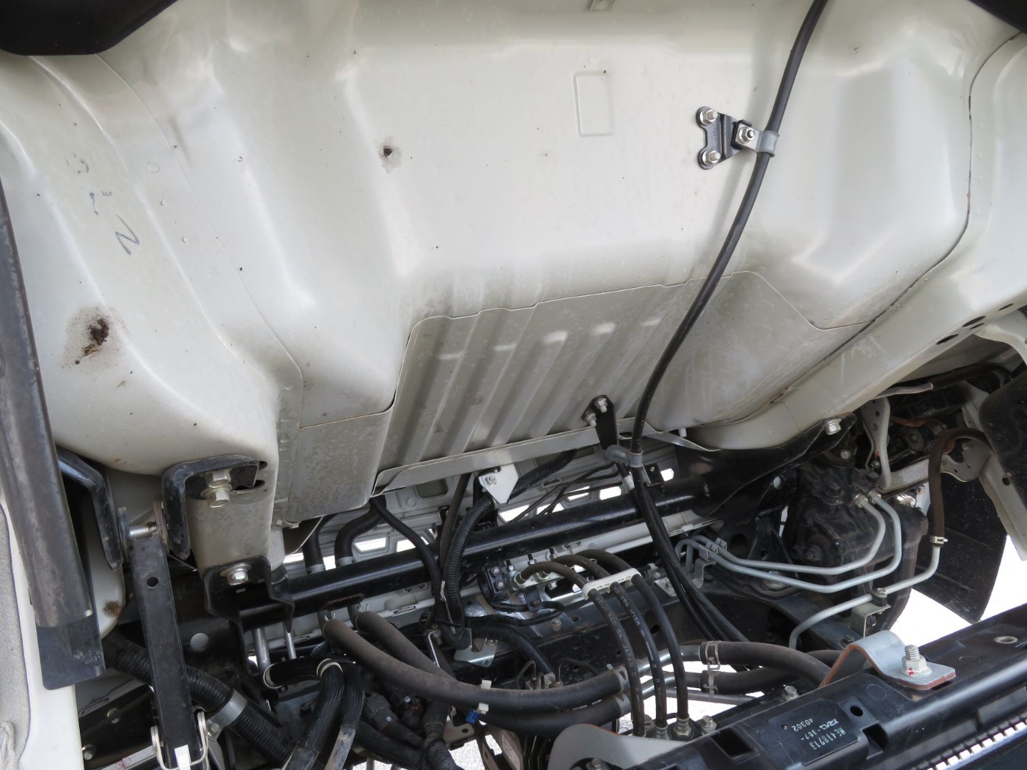 キャブ底面の状態です。|三菱 キャンター 2PG-FEBM0(2WD)の写真31