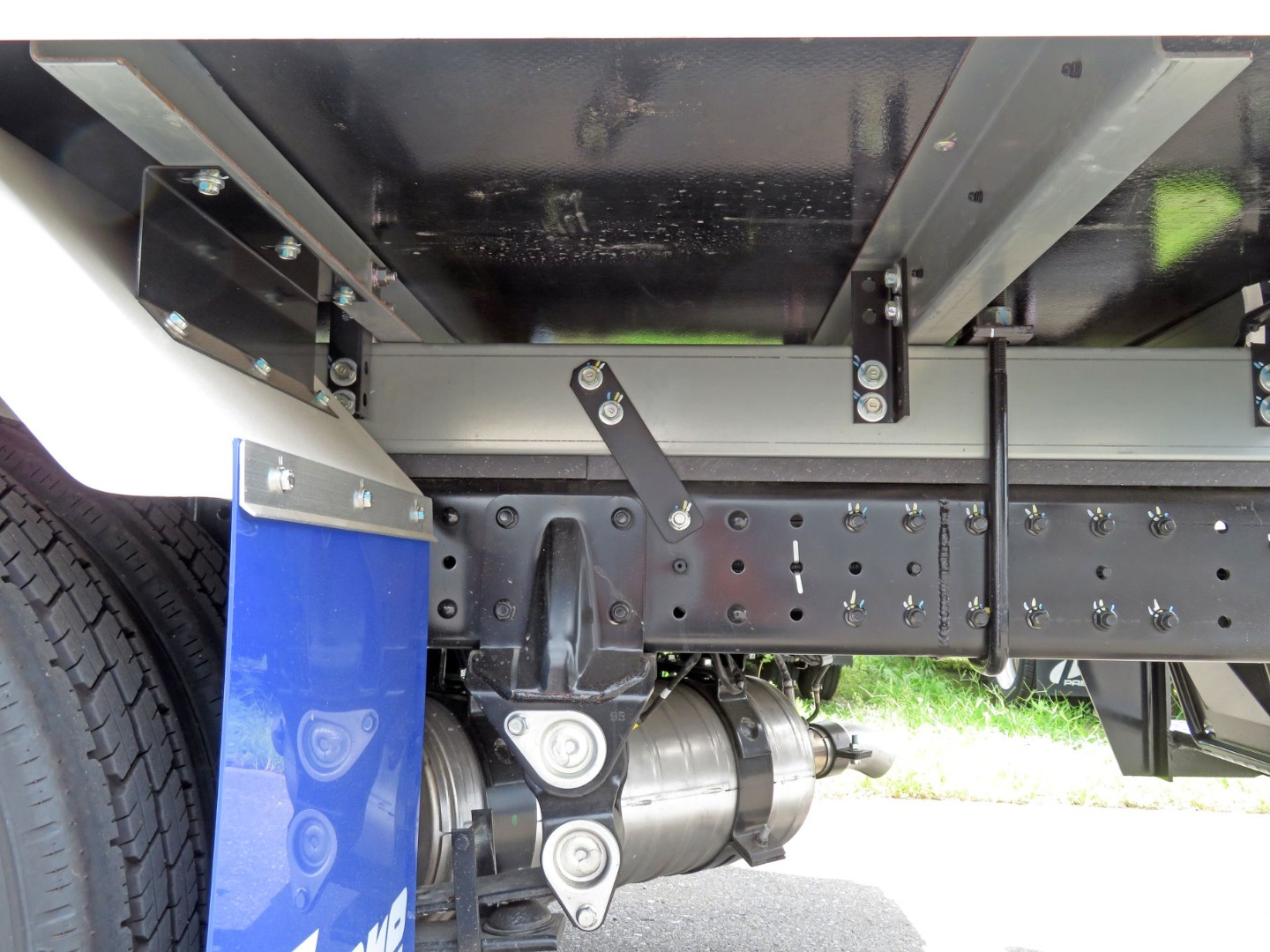 三菱 キャンター 2RG-FBAV0(2WD)の写真5