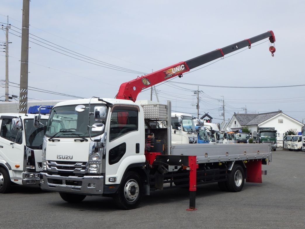 いすゞ フォワード 2RG-FTR90U2の写真1