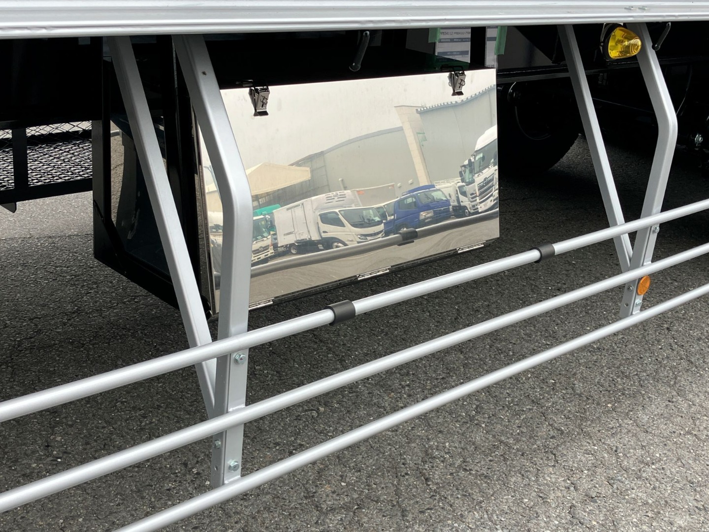 工具箱はステンレス製です。|トレクス PFB34112の写真20