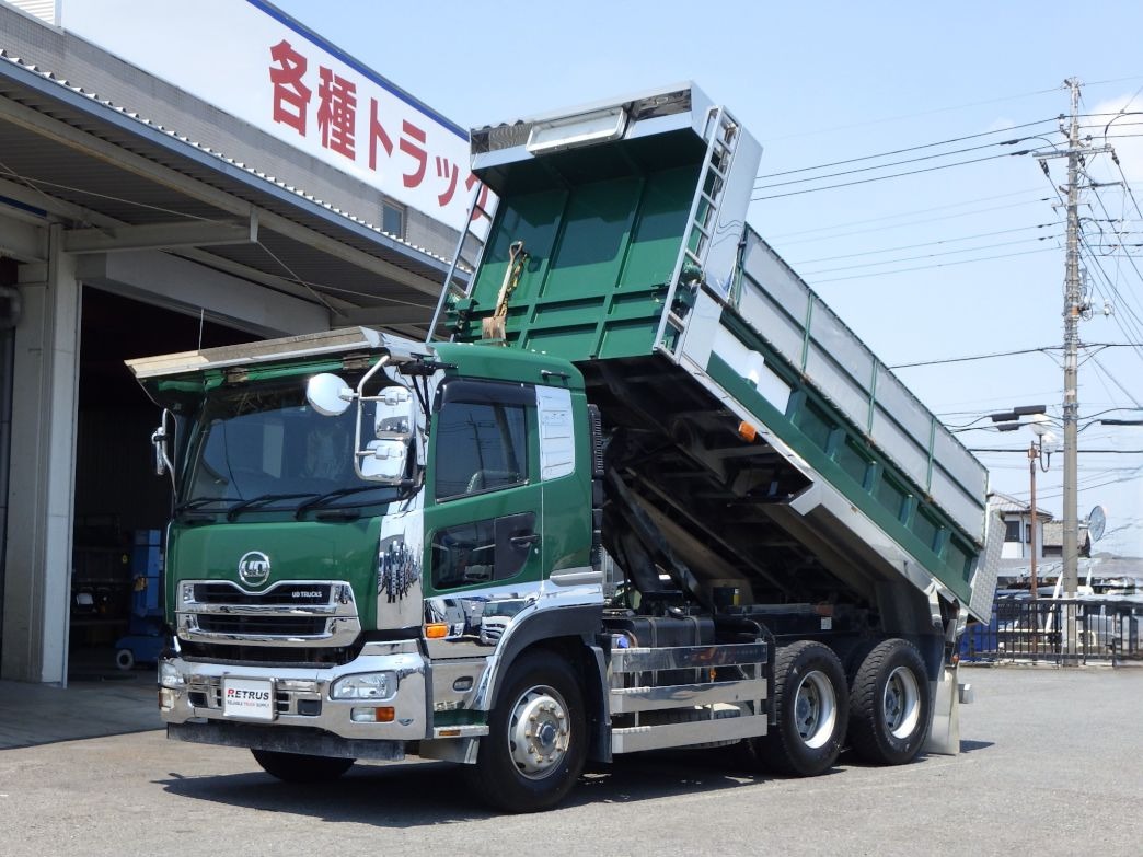 UDトラックス クオン QKG-CW5XLの写真1