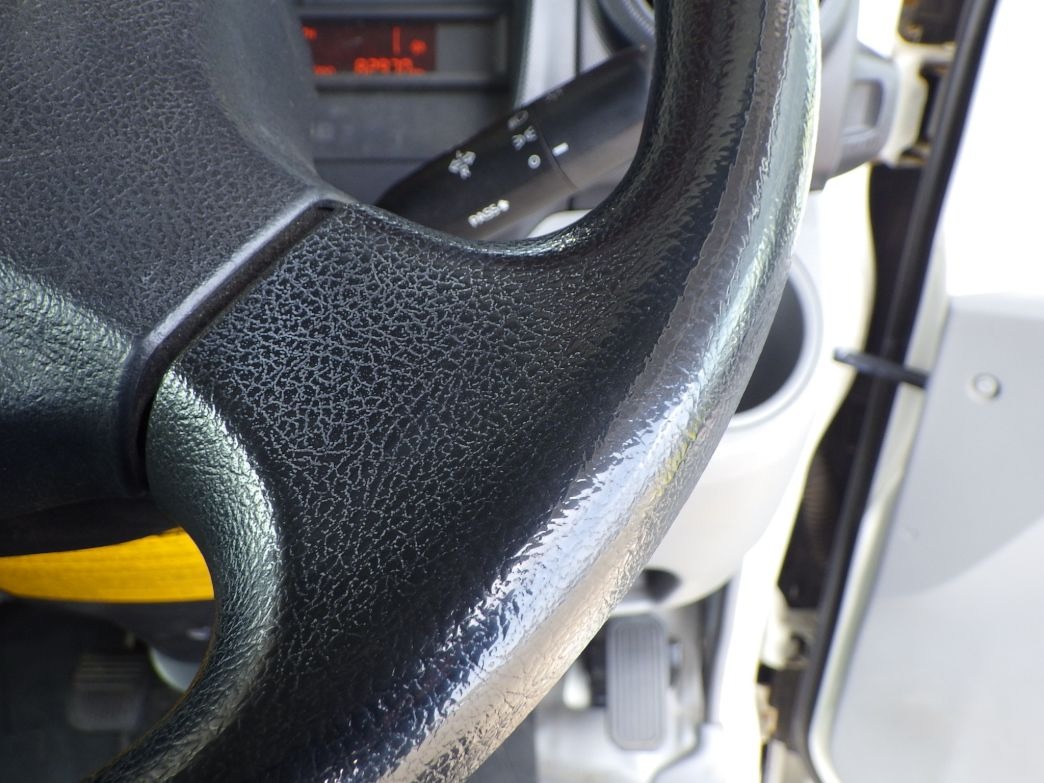 ハンドルにスレがあります。|トヨタ カゼット TKG-XZU710(2WD)の写真42