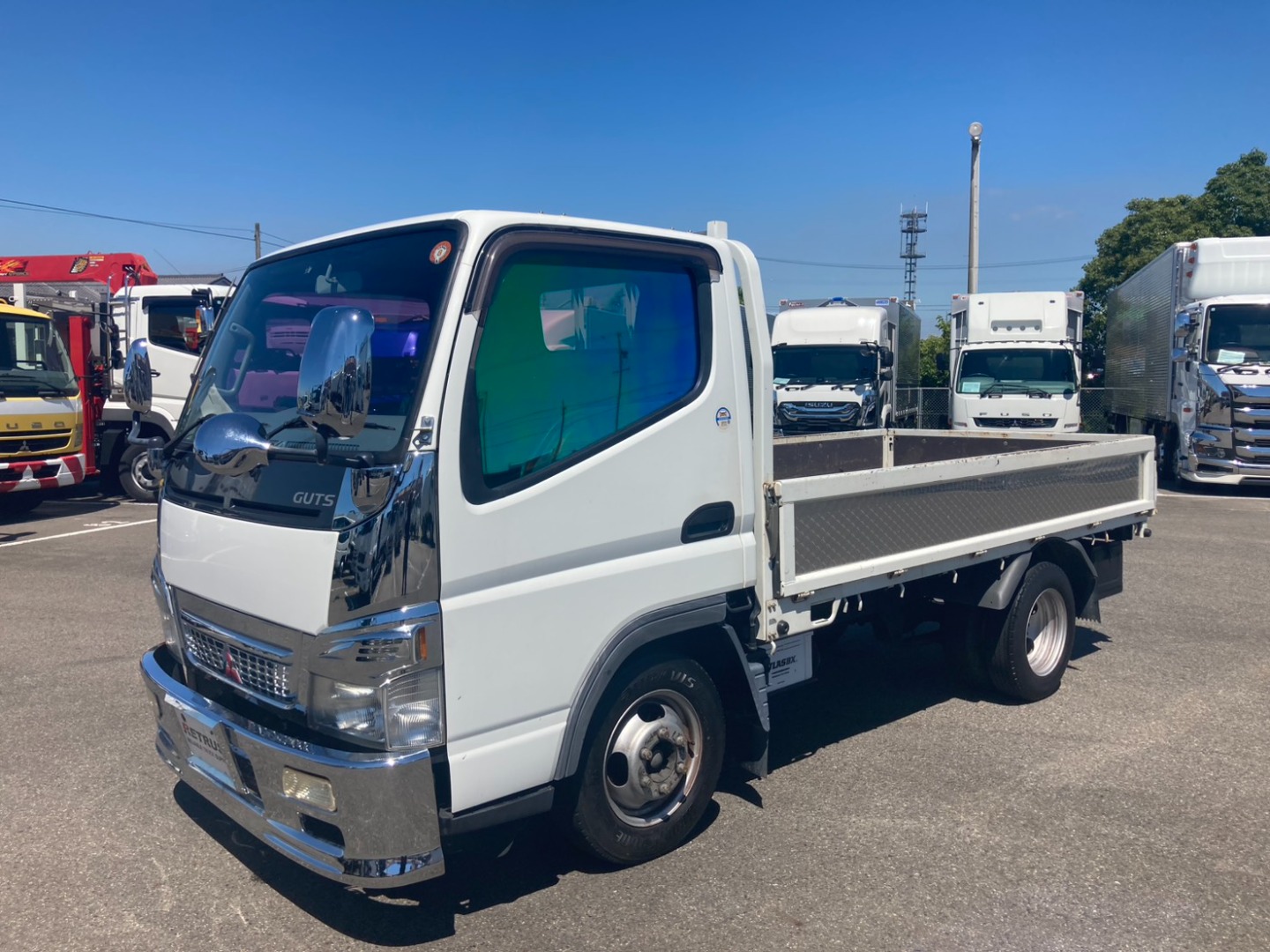 程度良好なキャンター10尺平ボデーです。|三菱 キャンターガッツ KK-FB70ABX(2WD)の写真1