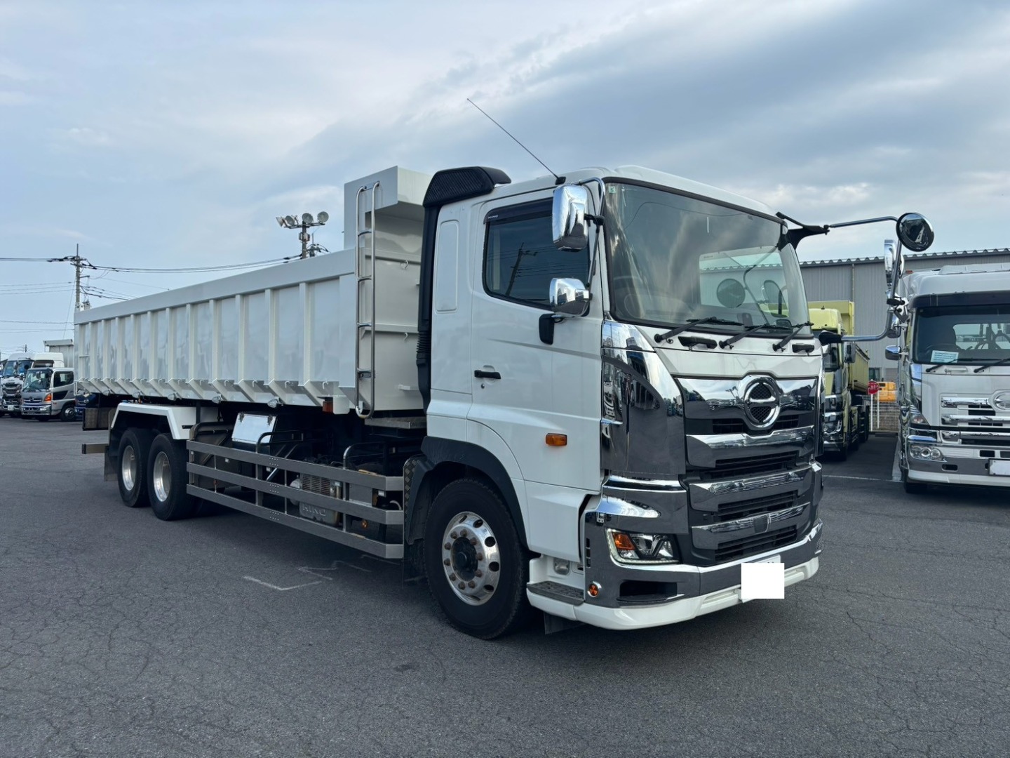 日野 プロフィア 2DG-FS1AHAの写真2