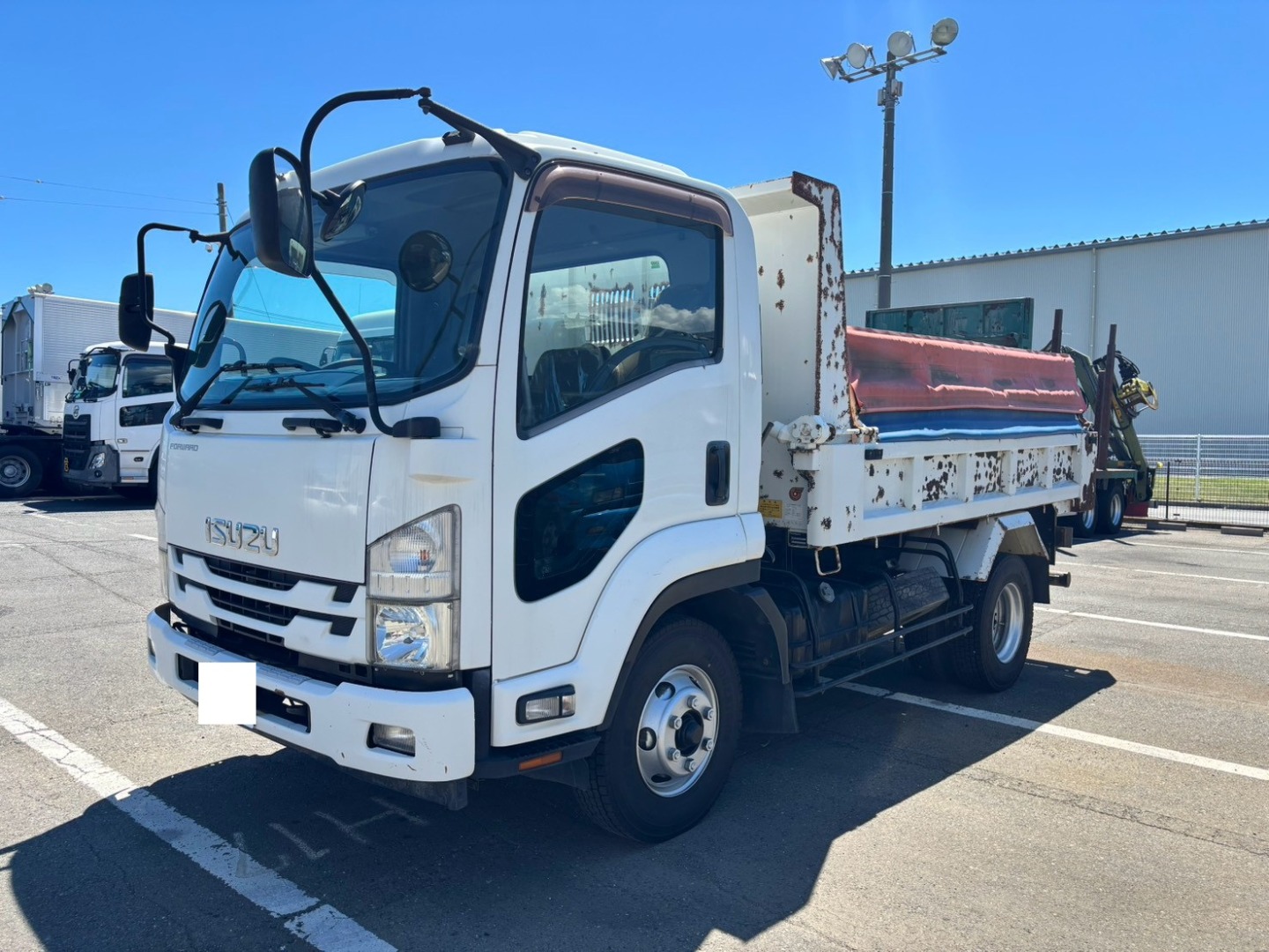 いすゞ フォワード TKG-FRR90S1(2WD)の写真1