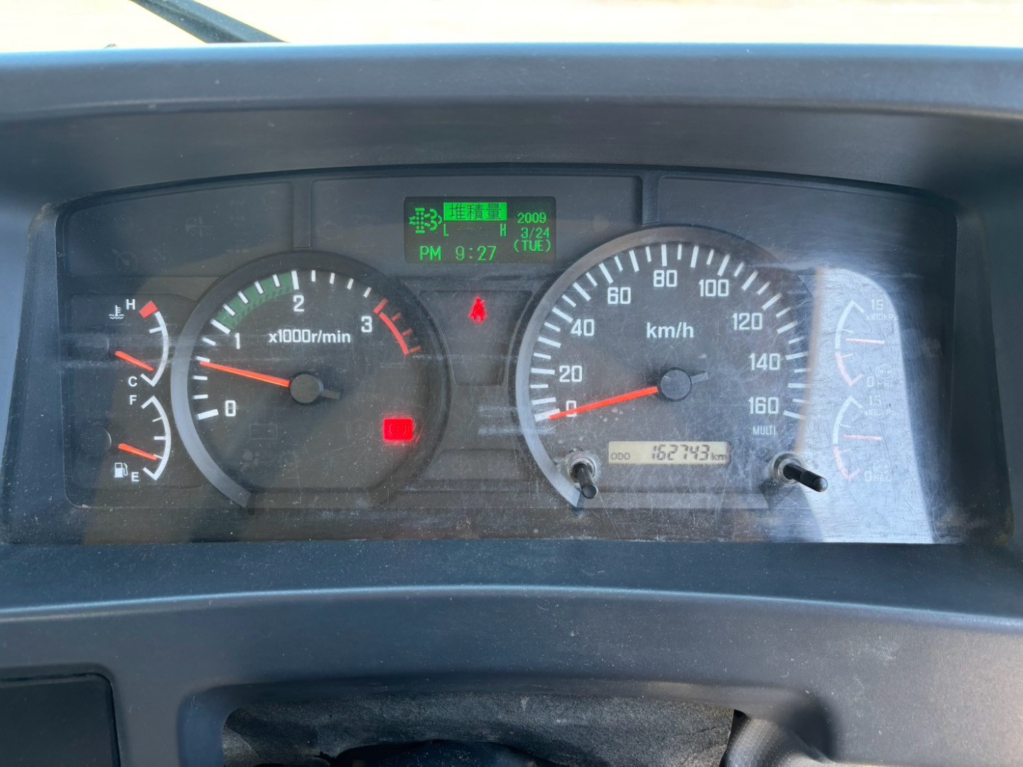 いすゞ フォワード TKG-FRR90S1(2WD)の写真9