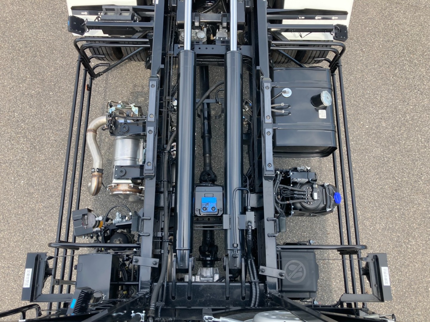 シャーシ周りの状態です。|日野 レンジャー 2KG-FE2ACAの写真19