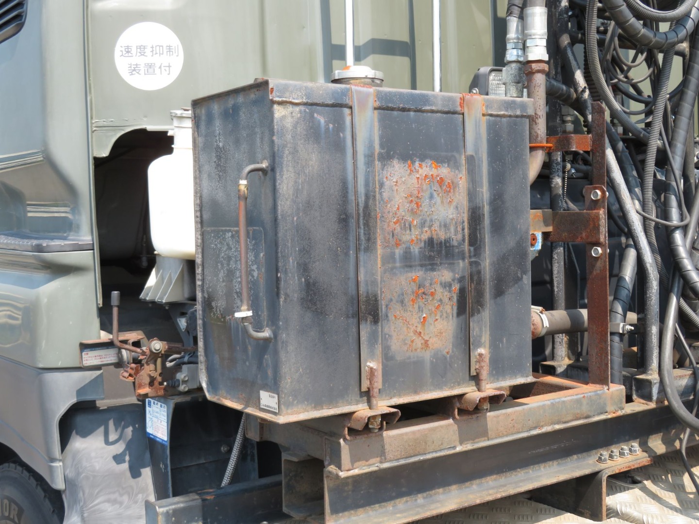 作動油タンクの状態です。|いすゞ ギガ QKG-EXD52AEの写真11