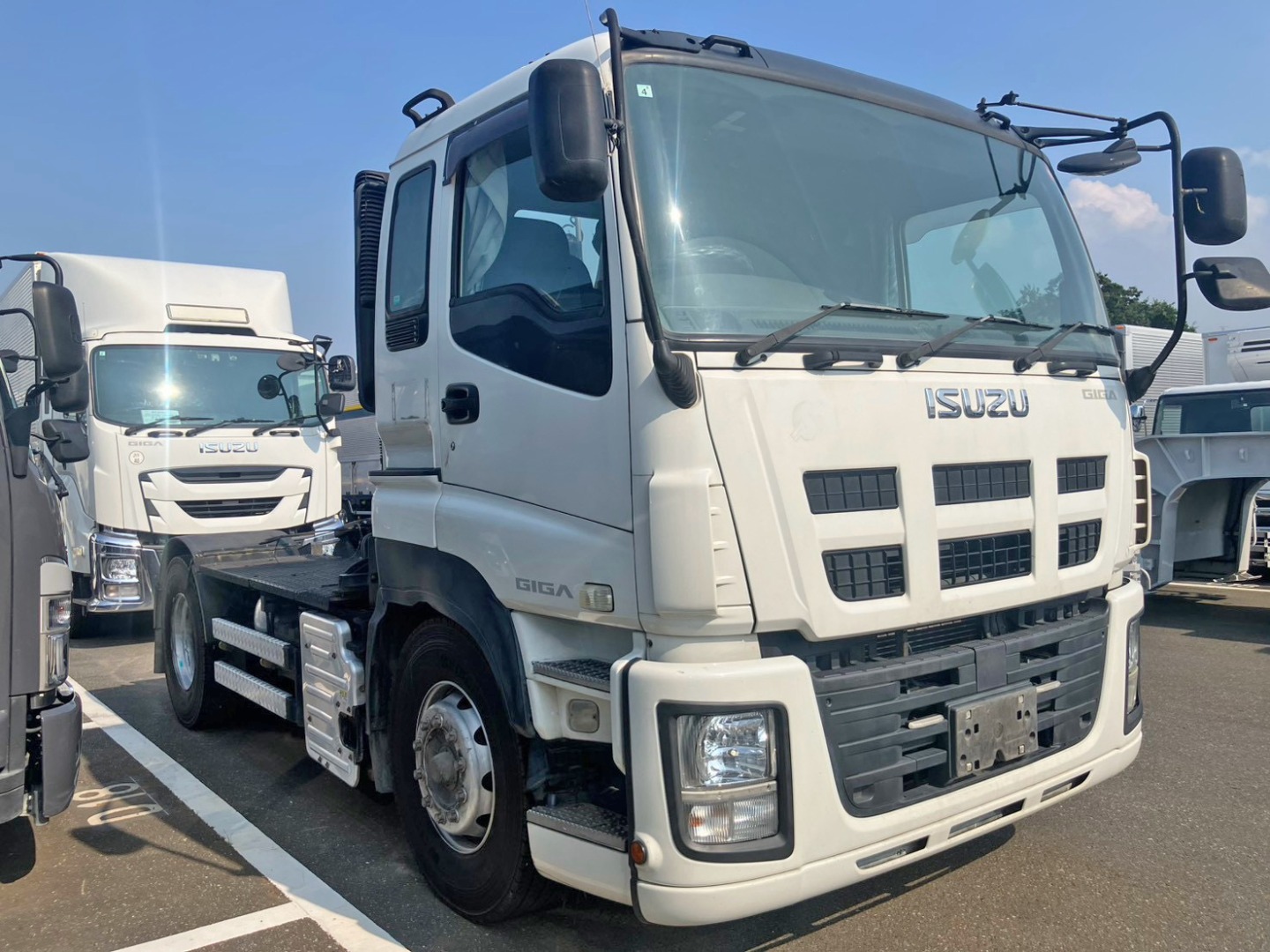 いすゞ ギガ QKG-EXD52AEの写真2