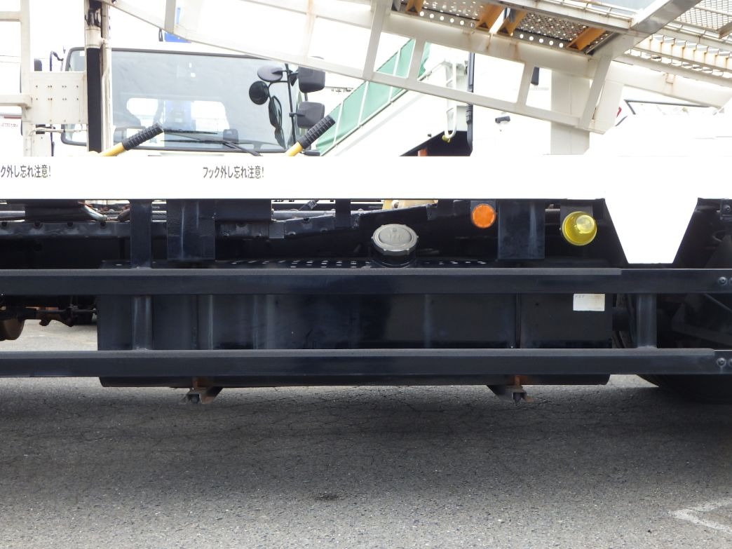 燃料タンクは200Lです。|日野 レンジャー QKG-FJ7JNAAの写真21