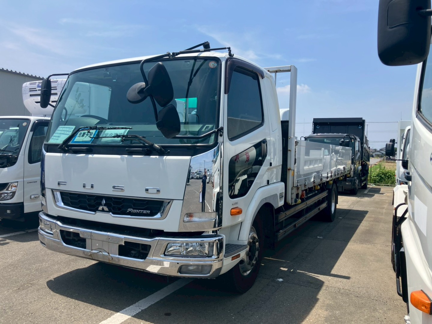 三菱 ファイター 2KG-FK62FZの写真1