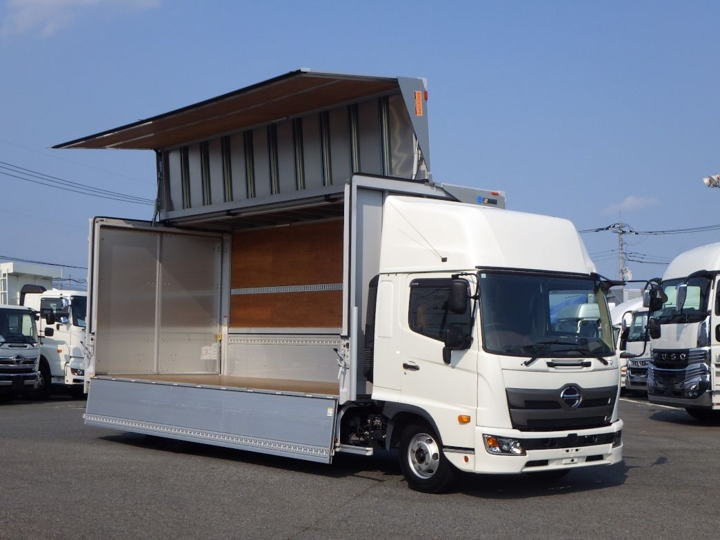 日野 レンジャー 2KG-FD2ABG(2WD)の写真2
