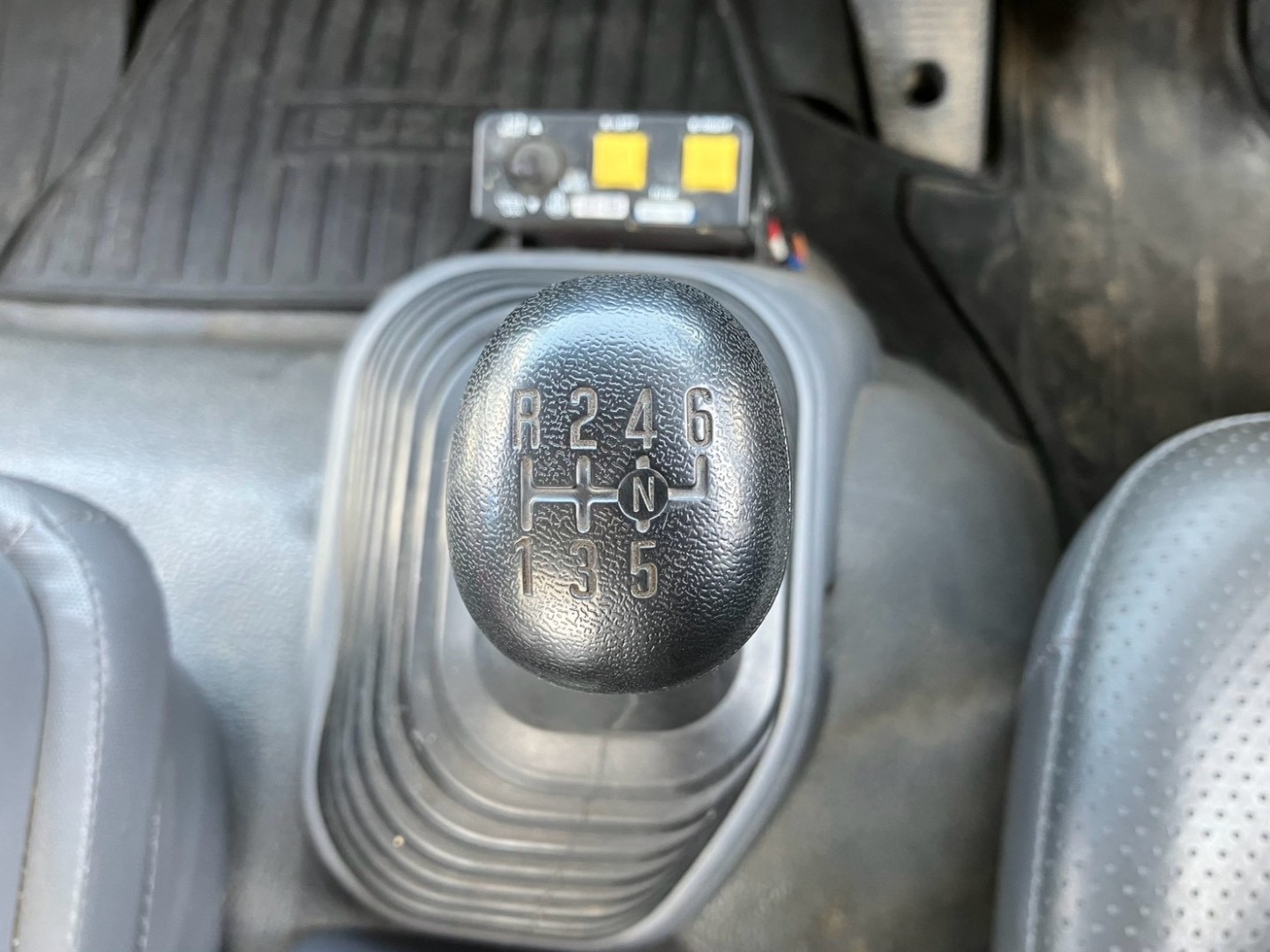 いすゞ フォワード 2RG-FRR90S1(2WD)の写真8