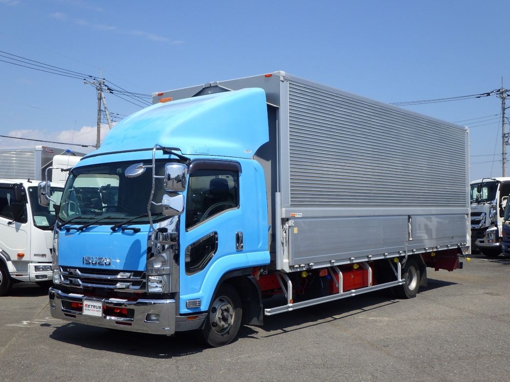 いすゞ フォワード 2RG-FRR90T2(2WD)の写真1