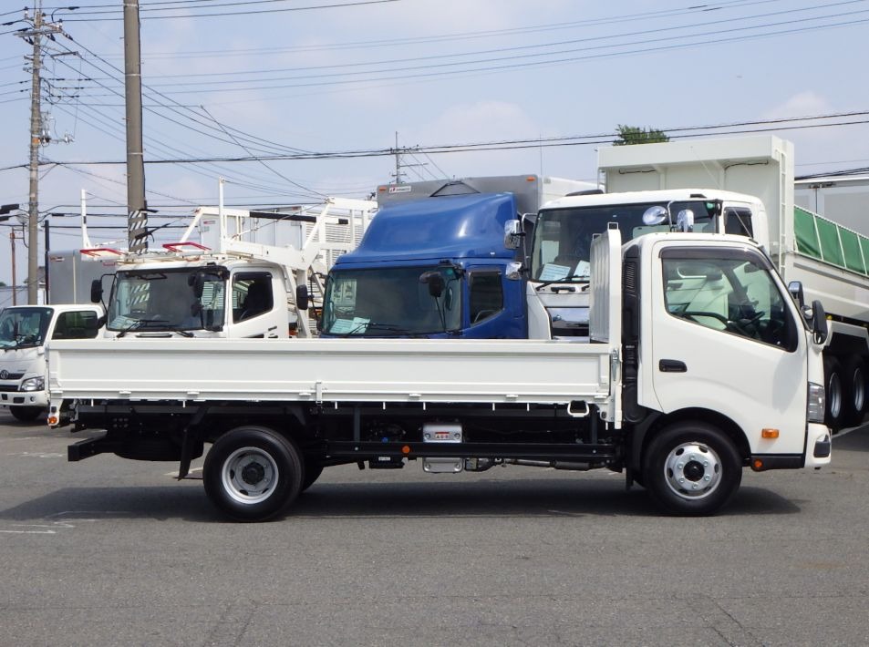 日野 デュトロ 2WG-XZU711M(2WD)の写真14