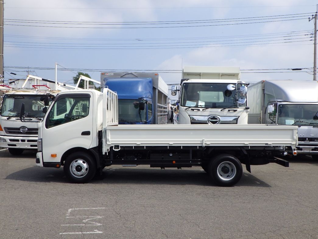 日野 デュトロ 2WG-XZU711M(2WD)の写真15