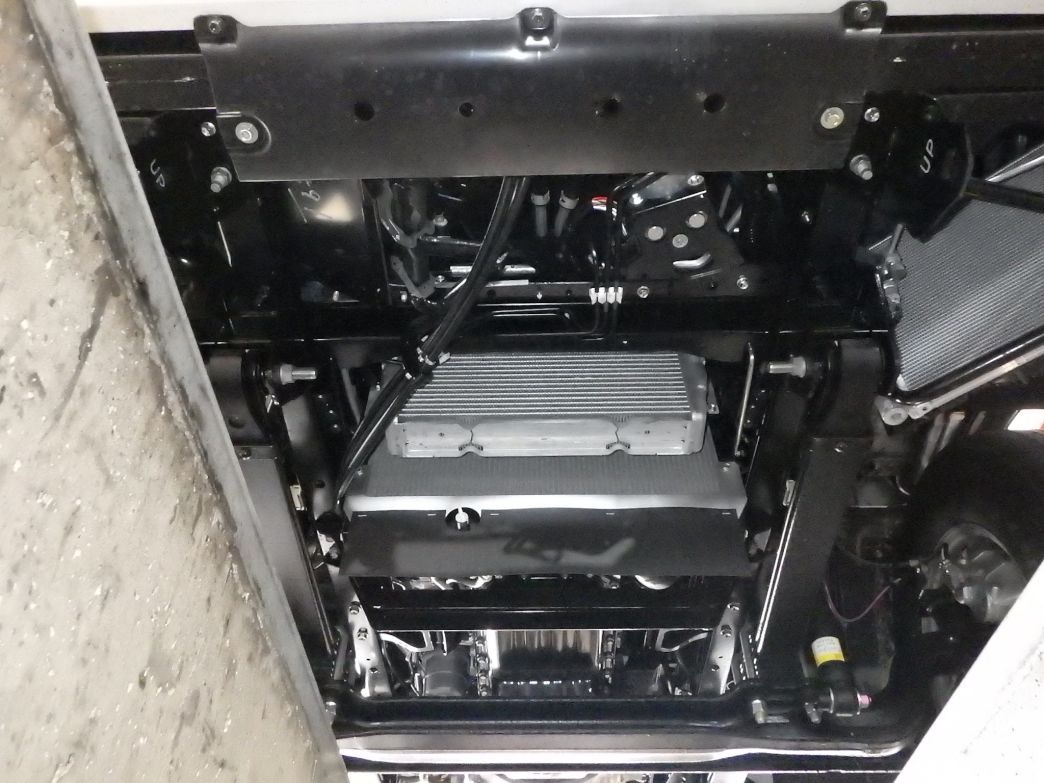 ボディー下周りの状態です。|日野 デュトロ 2WG-XZU711M(2WD)の写真16