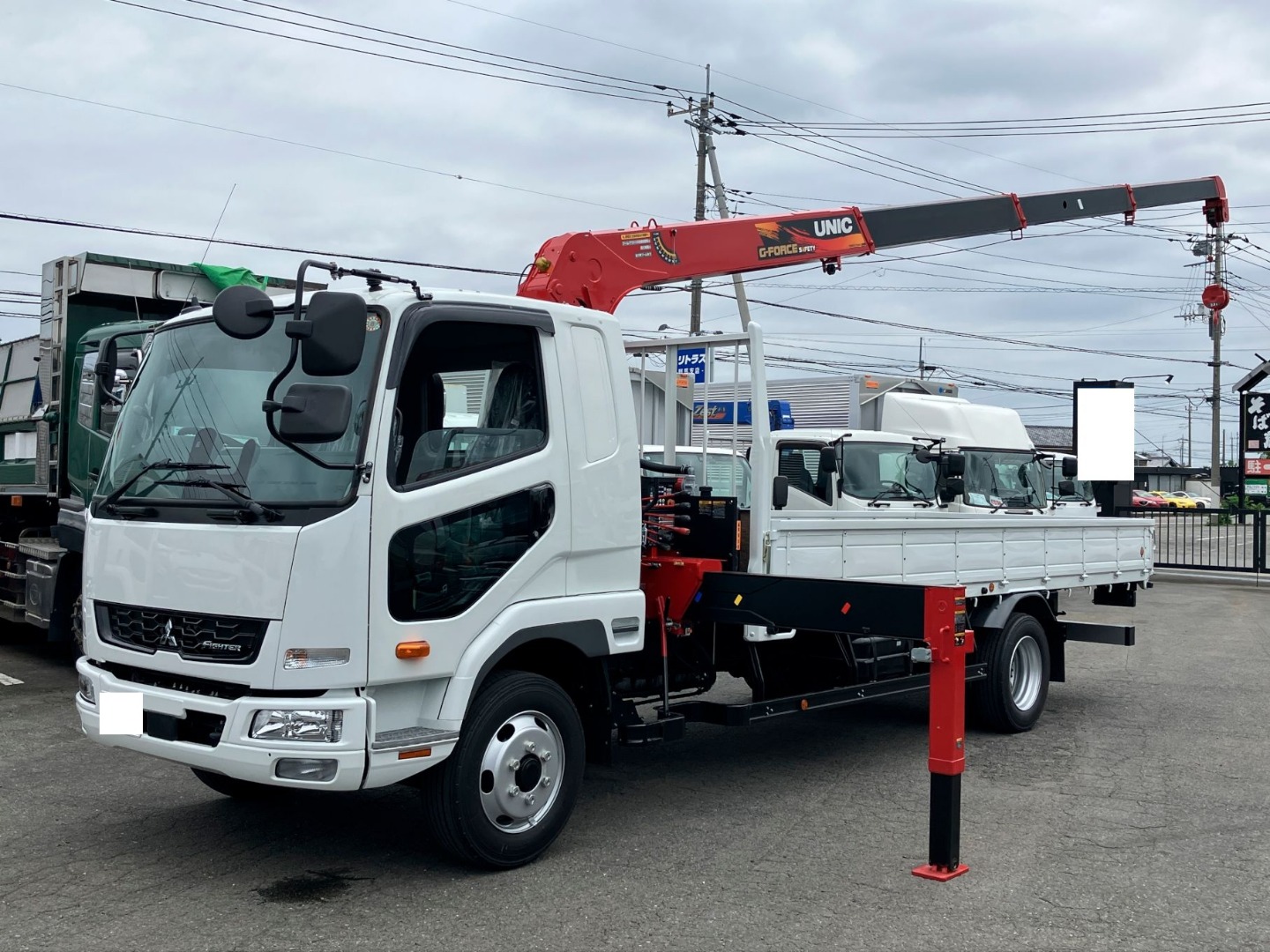 三菱 ファイター 2KG-FK62F(2WD)の写真1