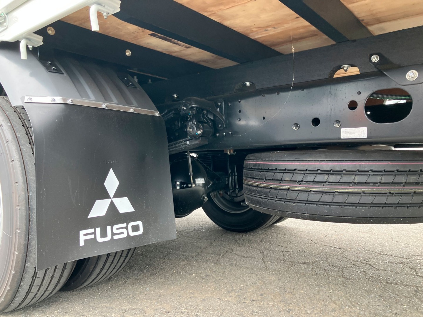 三菱 ファイター 2KG-FK62F(2WD)の写真4
